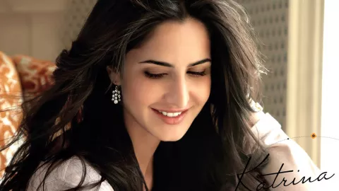 Aktris Bollywood Ini Bikin Silau, Cantik dan Populer Banget - GenPI.co