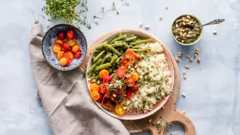 Mengenal Quinoa, Makanan Diet yang Kaya Gizi - GenPI.co