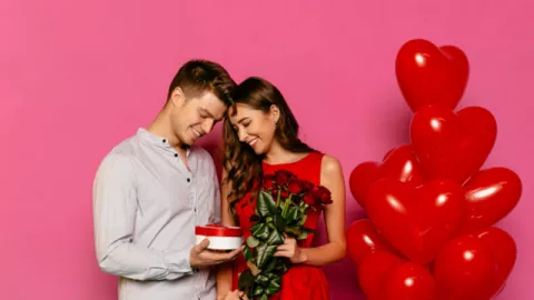 Ide Kado Valentine yang Cocok Buat Zodiak Aries, Taurus & Gemini - GenPI.co