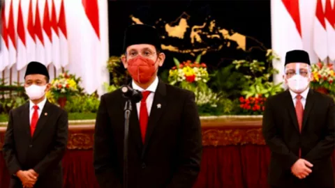 Masih Dipercaya Jokowi, Alhamdulillah Nadiem Tak Kena Reshuffle - GenPI.co
