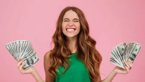 Besok Rezeki Melimpah Menanti 3 Zodiak Ini, Siap-siap Jadi Tajir! - GenPI.co