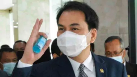Azis Syamsuddin Terseret Kasus Suap KPK, Begini Respons MKD - GenPI.co