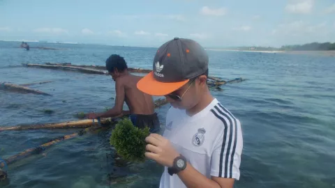 Milenial Panutan, Siswa SMA Ini Bikin Plastik dari Rumput Laut! - GenPI.co