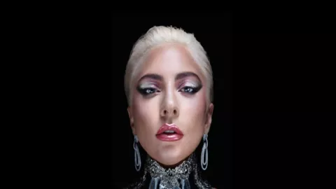 Lady Gaga Perankan Sebagai Pembunuh Bos Gucci - GenPI.co