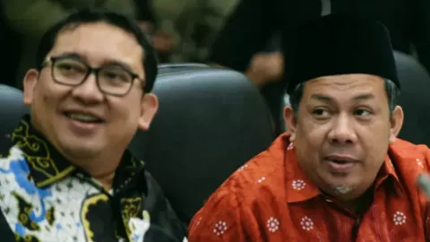 Fadli Zon dan Fahri Hamzah Latihan Tinju, Kompak Banget! - GenPI.co