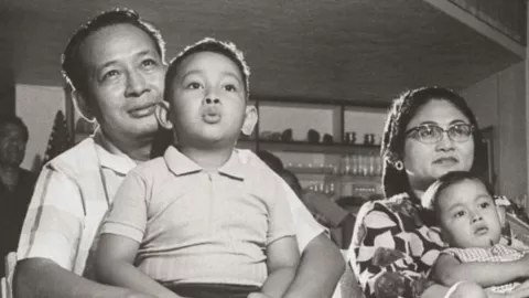 Nostalgia Keluarga Cendana: Soeharto, Bu Tien, Tommy, dan Mamiek - GenPI.co