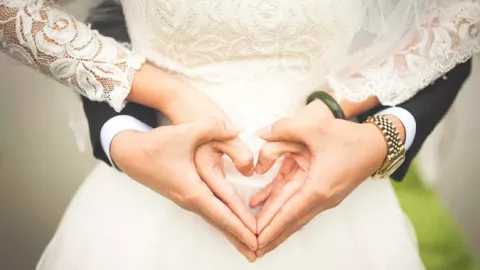 Inilah 10 Keuntungan Menikah di Usia Muda - GenPI.co