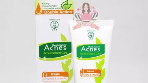 Acnes Creamy Wash, Pembersih Muka yang Bikin Jerawat Ogah Muncul - GenPI.co