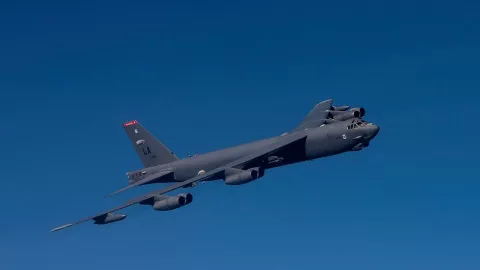 Amerika Ngamuk, Jet Tempur Rusia Nyaris Tabrak Bomber B-52 - GenPI.co