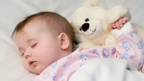 Bunda, Ikuti 4 Langkah Agar Bayi Cepat Tidur di Malam Hari - GenPI.co