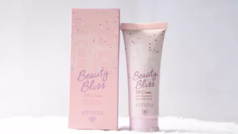 Miliki Warna Kulit Merata dengan Emina Beauty Bliss BB Cream - GenPI.co