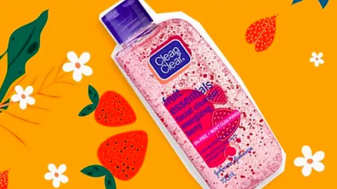Clean&Clear Energizing Berry Facial Cleanser: Bikin Kulit Berseri - GenPI.co