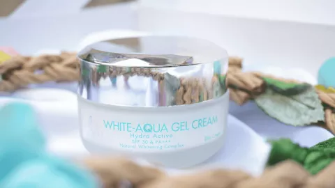 Lindungi Kulit Cantikmu dengan Pixy White Aqua Gel Cream SPF 30 - GenPI.co