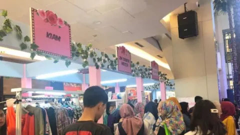 HUT Tangcity Mall ke-8, Bertabur Bazaar Artis - GenPI.co