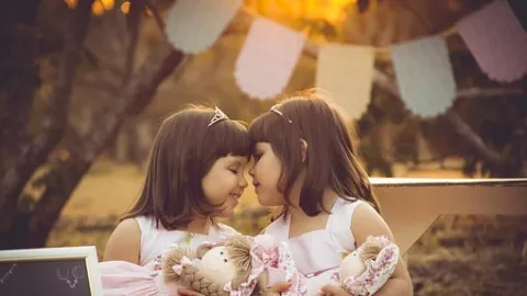 Tips Mendidik Anak Kembar Secara Adil - GenPI.co