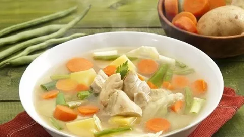 Sup Ayam Menjadi Hidangan Top untuk Sahur atau Berbuka Puasa - GenPI.co