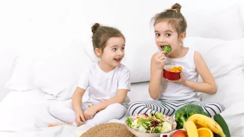 6 Rekomendasi Menu Sehat untuk Si Kecil yang Susah Makan Sayur - GenPI.co