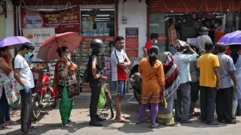 Lockdown di India: Hari Pertama Langsung Terjadi Kekacauan - GenPI.co
