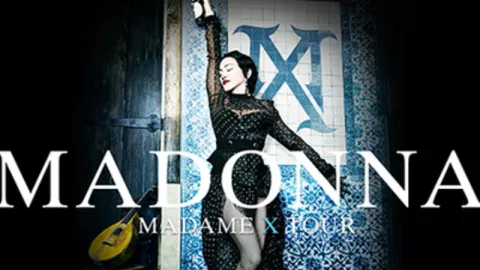 Sering Telat Mulai Konser, Madonna Dituntut Penonton - GenPI.co