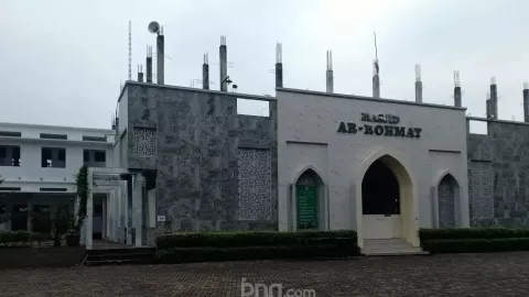 Kesaksian Jemaah: Intel Masuk Masjid, Suasana Mencekam, Munarman - GenPI.co