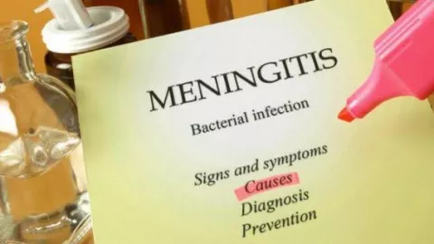 Hati-hati dengan Meningitis, Itu Bisa Menular Lewat Ciuman - GenPI.co