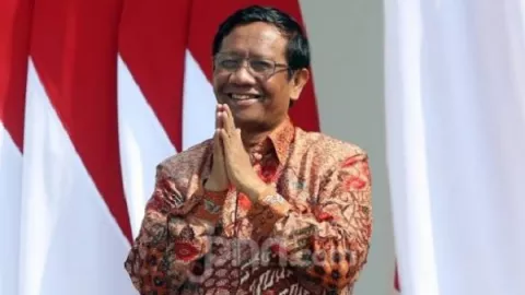 Efek Habib Rizieq Bikin Istana Amburadul, Mahfud MD Kian Terseret - GenPI.co