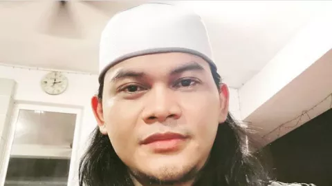Terawang Mbah Mijan Soal Corona di Indonesia, Banyak Doa! - GenPI.co