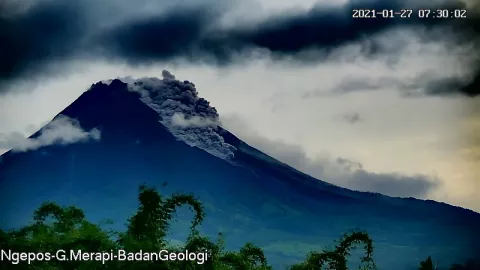 Gunung Merapi Erupsi Besar, Begini Penjelasan BPPTKG - GenPI.co
