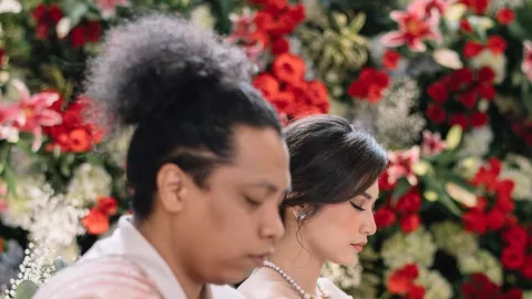 Ingin Bahagia, 4 Pasangan Seleb ini Nikah Tanpa Restu Orang Tua - GenPI.co