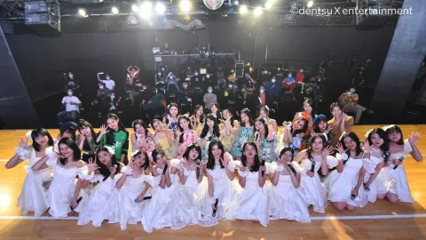 Tangis JKT48 Pecah, 26 Member Dipaksa Lulus!  - GenPI.co