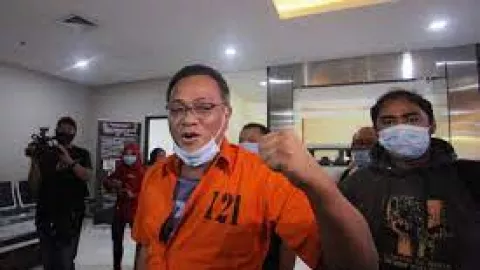 Sidang Jumhur Hidayat Terpaksa Ditunda, Alasannya Menohok! - GenPI.co