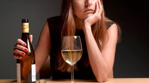 Bahayanya Alkohol untuk Kulit Wanita, Kenali dan Tinggalkan! - GenPI.co
