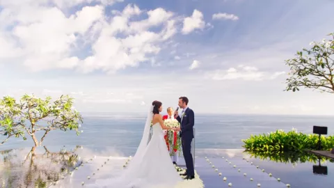 3 Hal Penting Menggelar Pernikahan Sakral di Pulau Bali  - GenPI.co