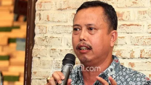 Pelaku Penyiraman Air Keras Novel Baswedan, IPW: Anggota Brimob - GenPI.co