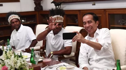 Diundang ke Istana, Dua Pemuda Papua Sampaikan Hal ini ke Jokowi - GenPI.co