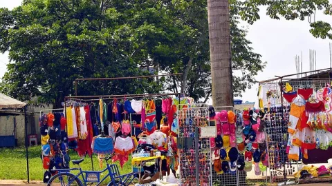 Cara Belanja Aman di Pasar Tradisional agar Terhindar dari Corona - GenPI.co