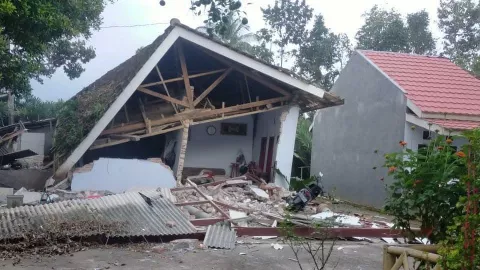 Update Gempa Jatim; 300 Lebih Rumah Rusak Ringan hingga Berat - GenPI.co