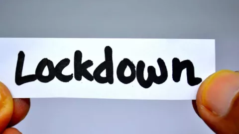Alarm Bahaya Menyala, Inggris Bakal Kembali Lockdown - GenPI.co