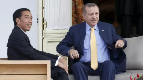 Presiden Turki Erdogan Makin Ngeri: Kami Hanya Tunduk Pada Allah! - GenPI.co