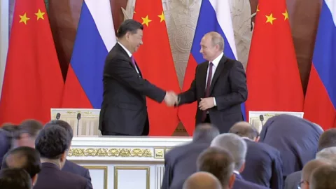 Rusia dan China Makin Mesra, Amerika Bisa Tak Berdaya - GenPI.co
