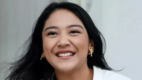 Pesona Putri Indahsari Tanjung, Stafsus Presiden Sangat Energik - GenPI.co