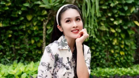 Sandra Dewi Ternyata Tak Masalah Mendapat Kritik dari Netizen - GenPI.co
