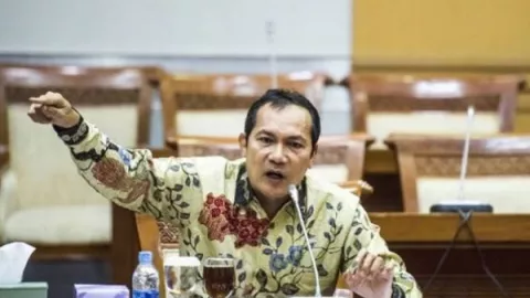Hari Antikorupsi, Komisioner KPK Ingin Peluk Presiden Jokowi - GenPI.co