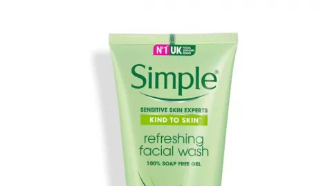 Simple Kind to Skin Facial Wash: Menutrisi Kulit Tanpa Iritasi - GenPI.co