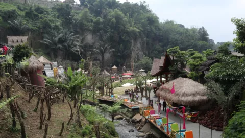 Wisata Bandung di The Great Asia Africa, Sensasi Jelajah 7 Negara - GenPI.co