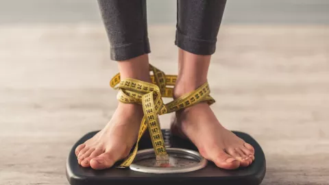 Ketahui 3 Penyebab Berat Badan Tidak Turun Meski Sudah Diet Ketat - GenPI.co