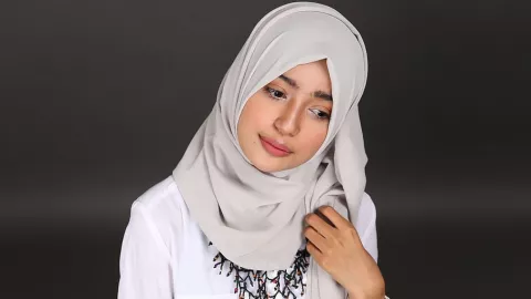 Simsalabim! Baju Lebaran Lama Bisa Terlihat Baru dengan Cara Ini - GenPI.co