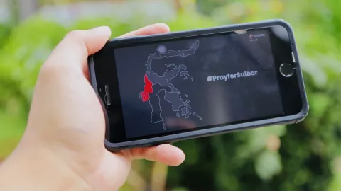 Bebas Biaya Telepon dan SMS Telkomsel untuk Korban Gempa Sulbar - GenPI.co