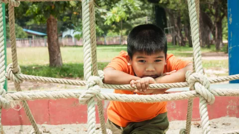 Paling Sering Terjadi, 3 Kesalahan Orang Tua dalam Mendidik Anak - GenPI.co