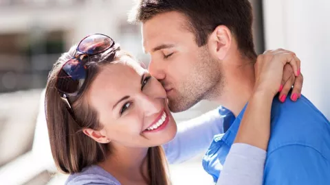 3 Fakta Tentang Cinta yang Buat Bahagia dan Mabuk Kepayang - GenPI.co